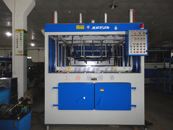 單頭厚片<a href=http://mkt0398.com/ target=_blank class=infotextkey>吸塑機(jī)</a>1.jpg